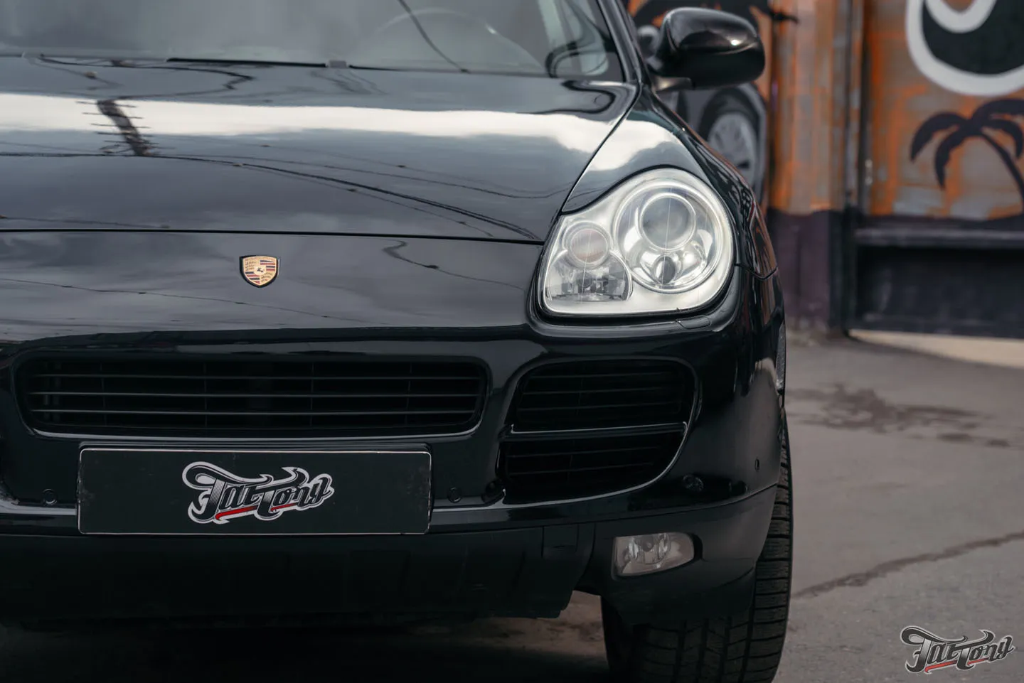 Обширный кузовной ремонт Porsche Cayenne 2003 года!